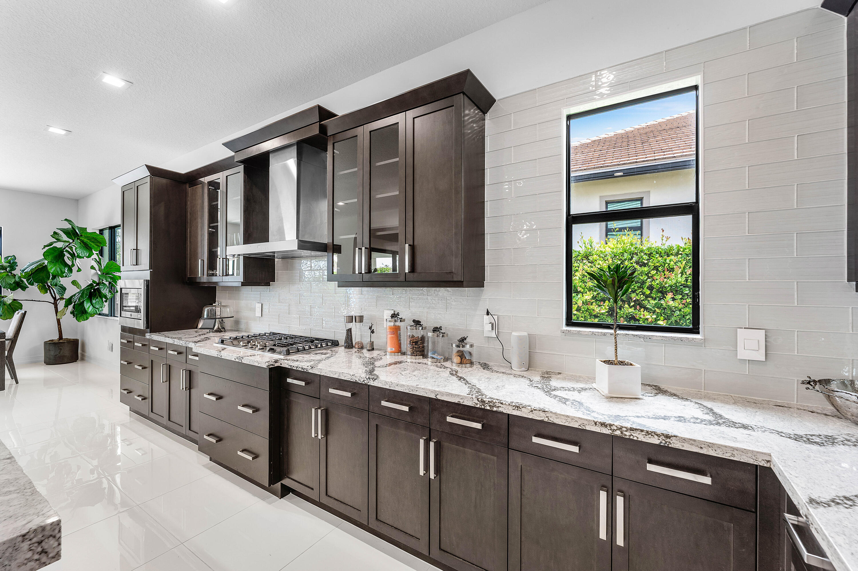 PALM MEADOWS ESTATES - Residential