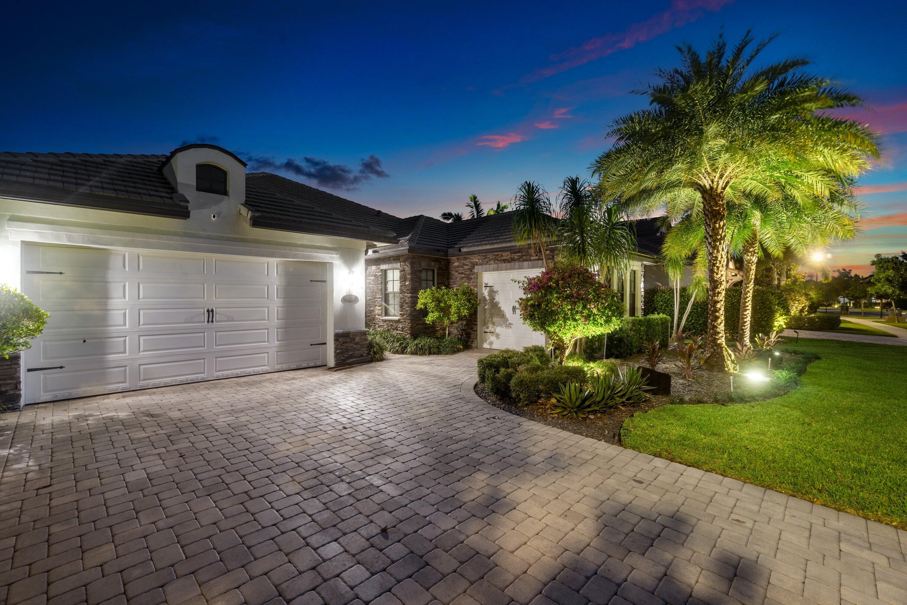 PALM MEADOWS ESTATES - Residential