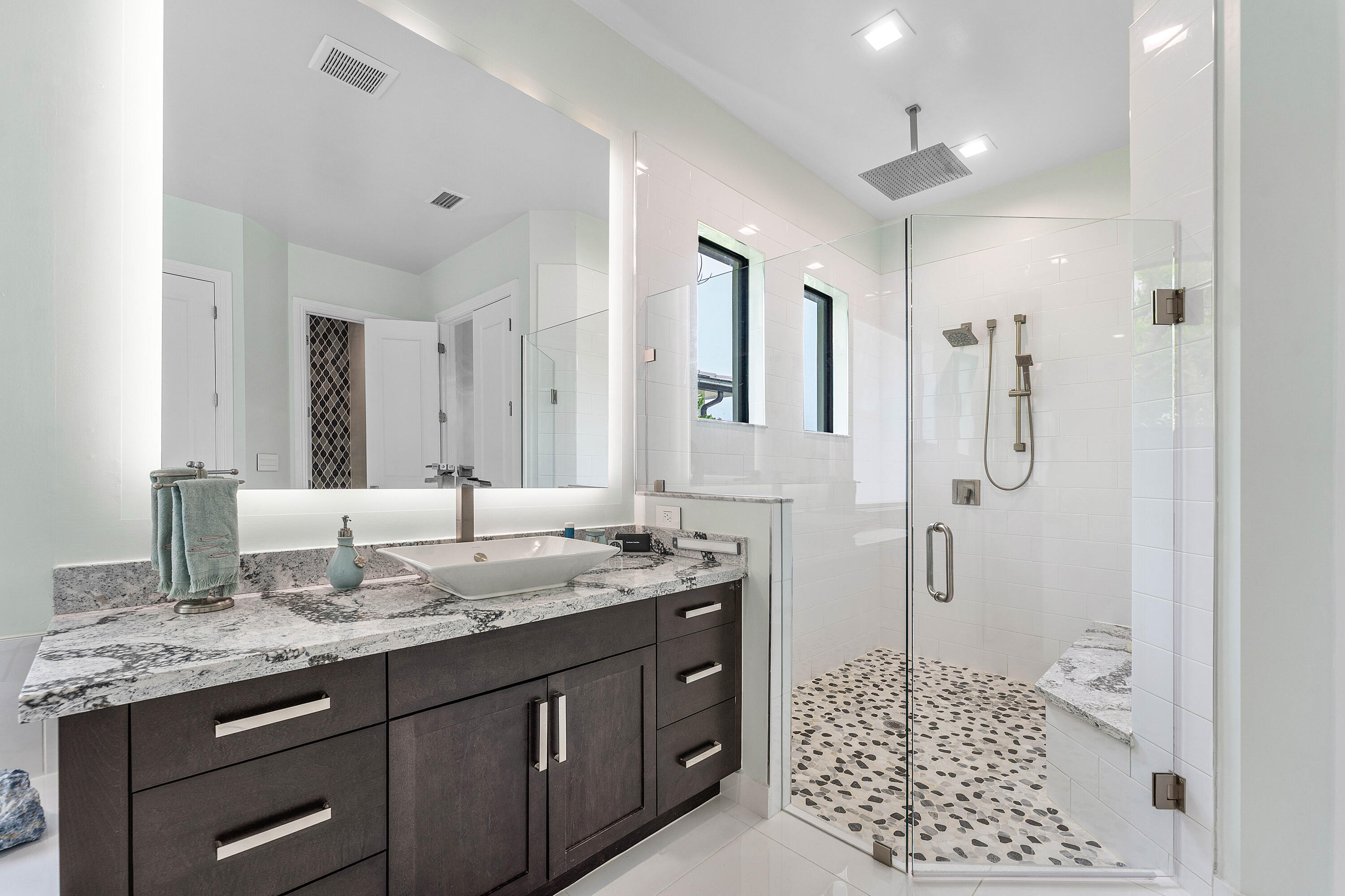 PALM MEADOWS ESTATES - Residential