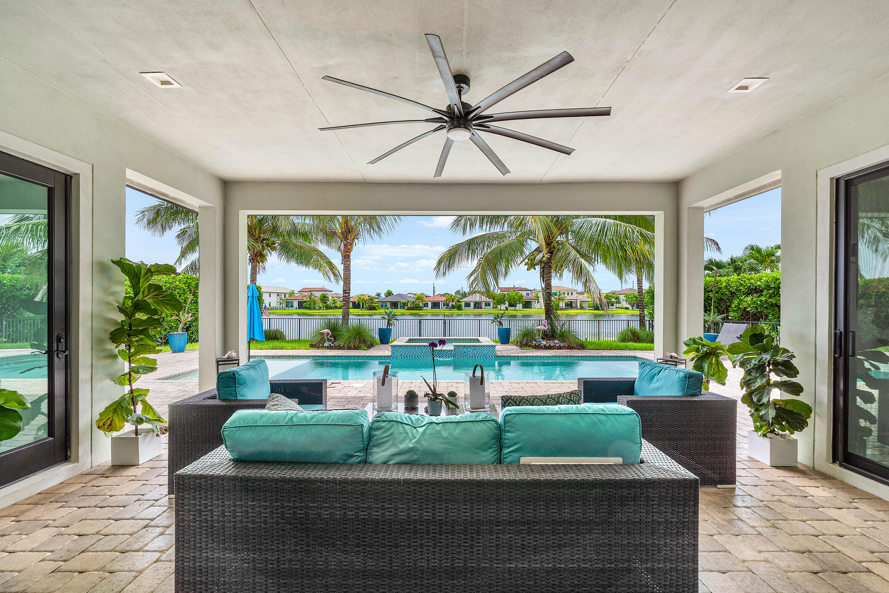 PALM MEADOWS ESTATES - Residential