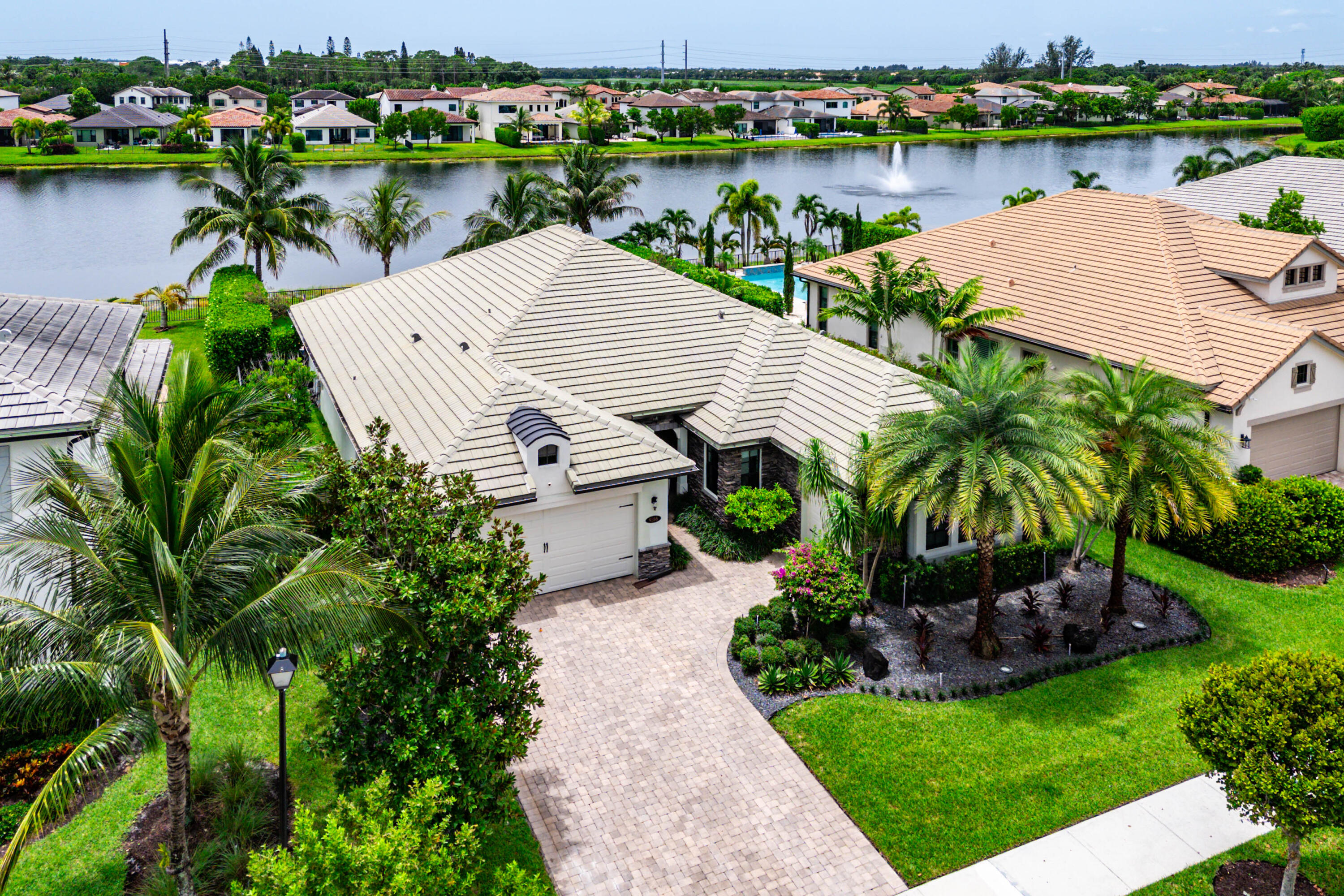 PALM MEADOWS ESTATES - Residential