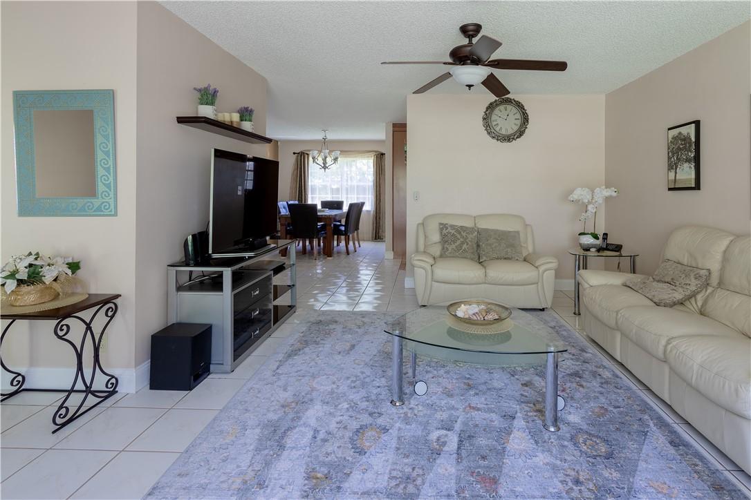 Palm Beach Lakes North 01 - Residential
