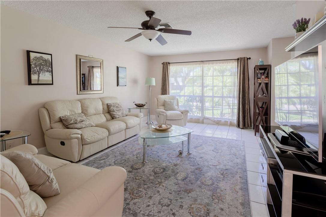 Palm Beach Lakes North 01 - Residential