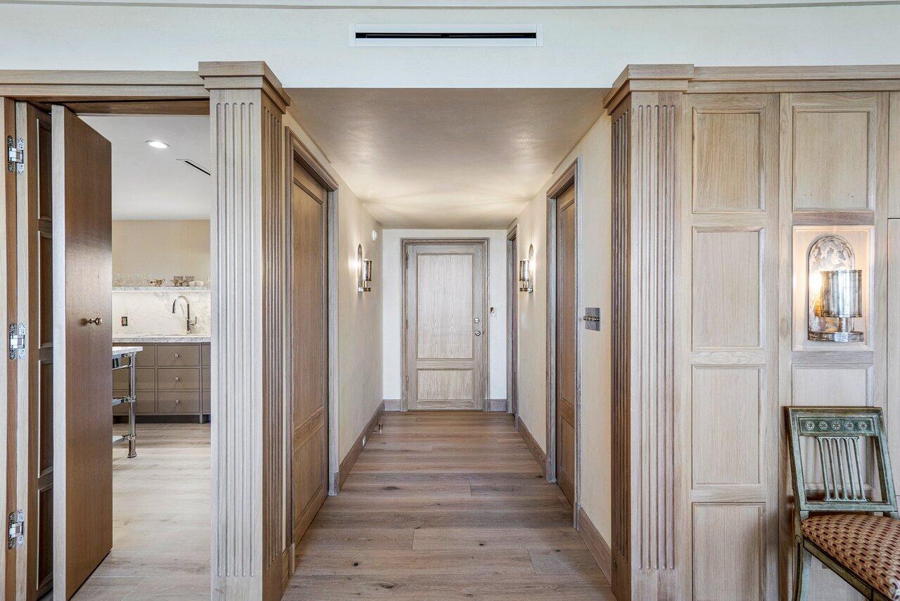 LOWELL HOUSE CONDO LTS 53 AND 54 BLK H ROYAL PARK - Residential