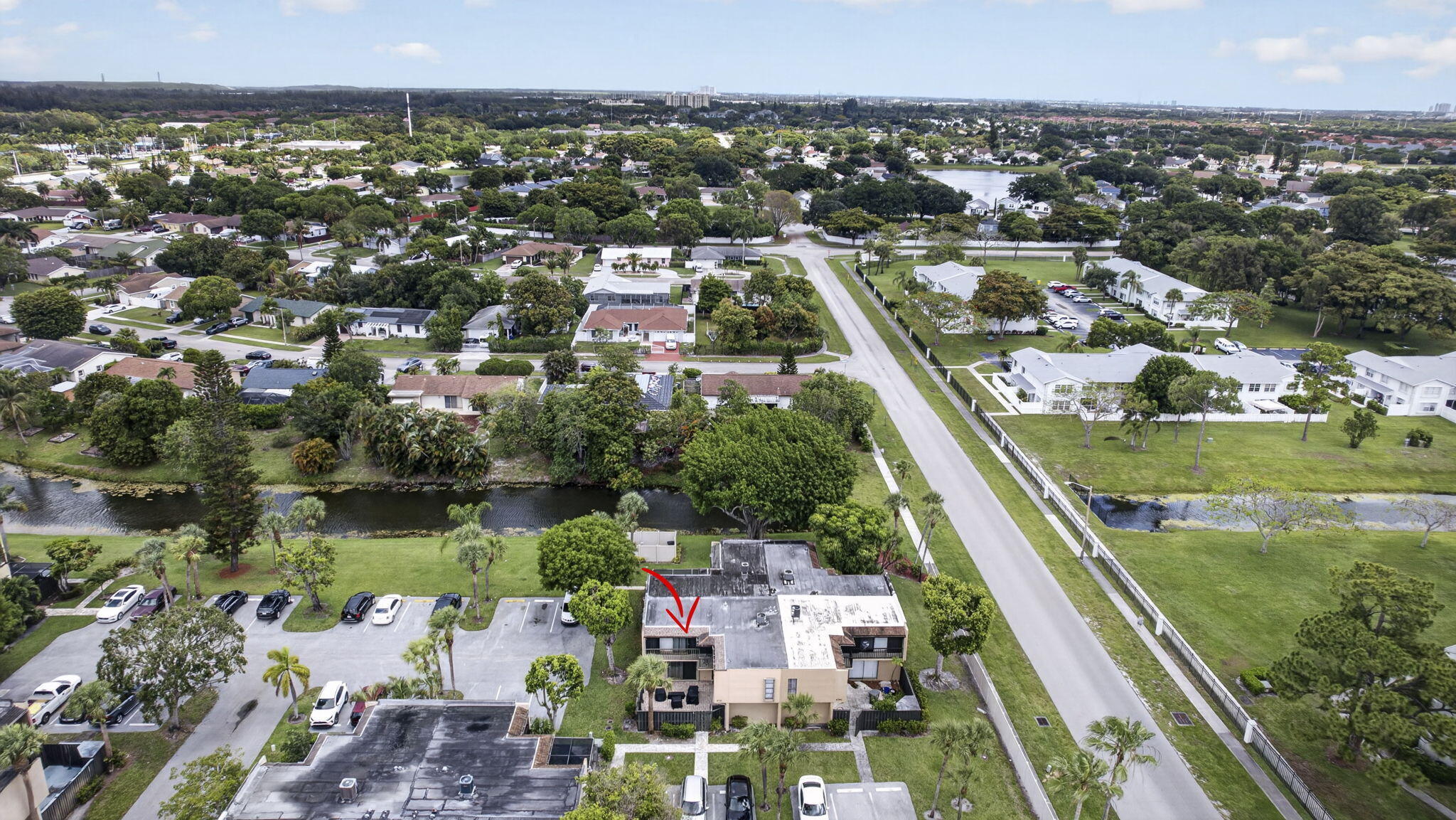FOXWOOD ESTATES 1 OF LAKESIDE GREEN - Residential Lease