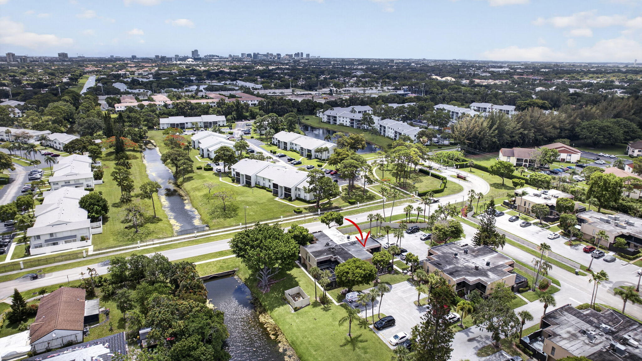 FOXWOOD ESTATES 1 OF LAKESIDE GREEN - Residential Lease