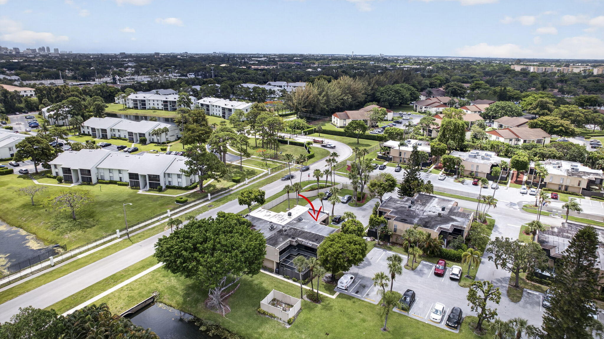 FOXWOOD ESTATES 1 OF LAKESIDE GREEN - Residential Lease