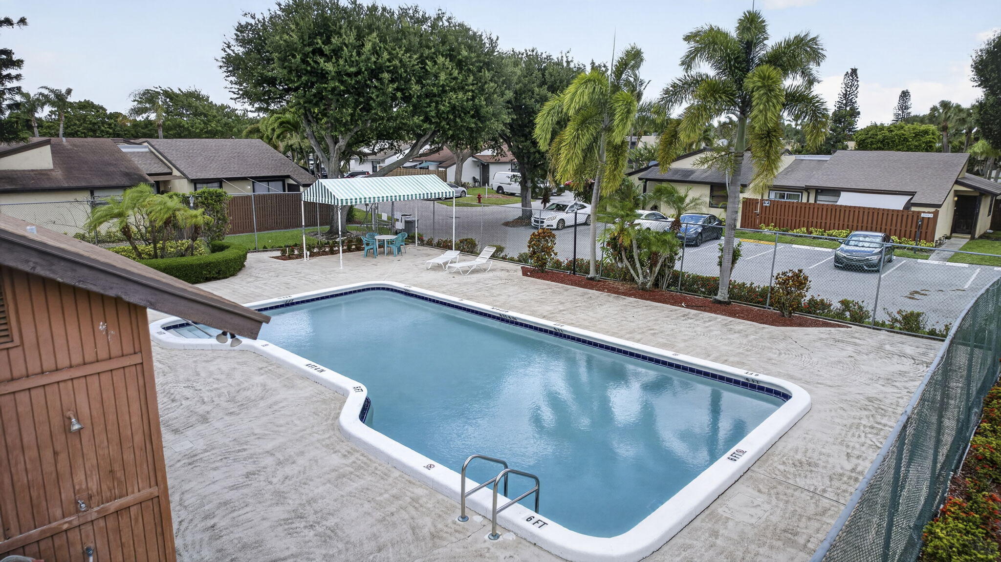 FOXWOOD ESTATES 1 OF LAKESIDE GREEN - Residential Lease