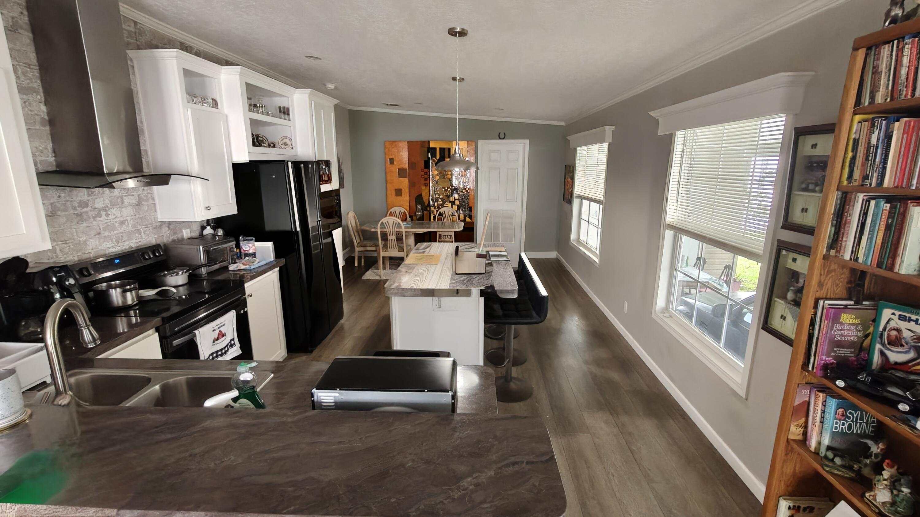 PALM LAKE CO-OP INC PH II - Residential