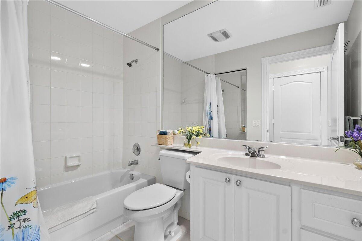 THE RETREAT - Residential Lease