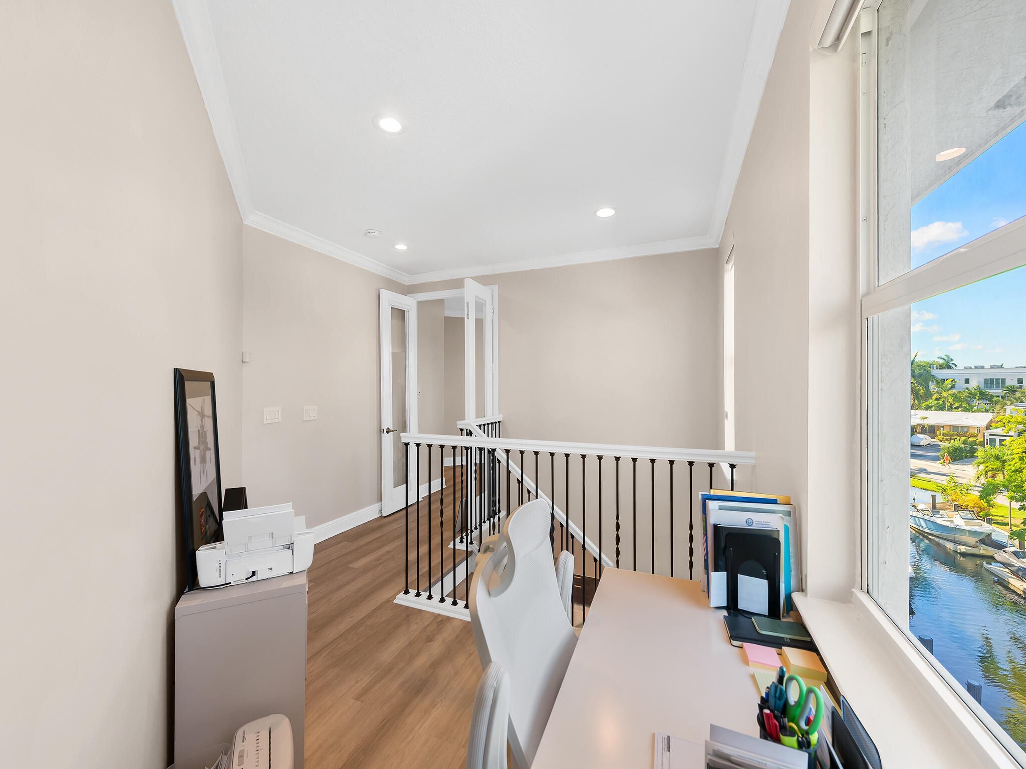 BEVERLY HEIGHTS - Residential