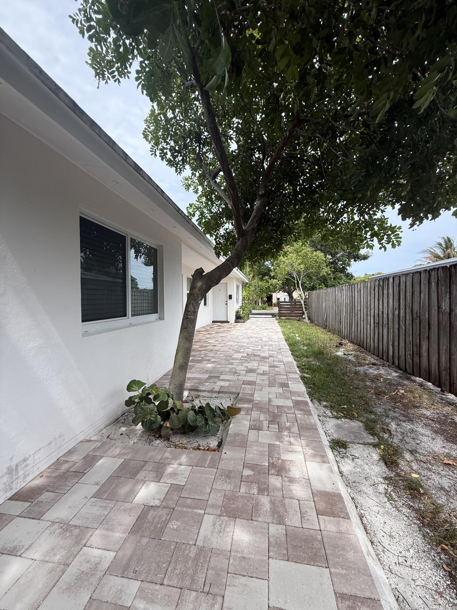 PINE CREST AMENDED PLAT - Residential Lease