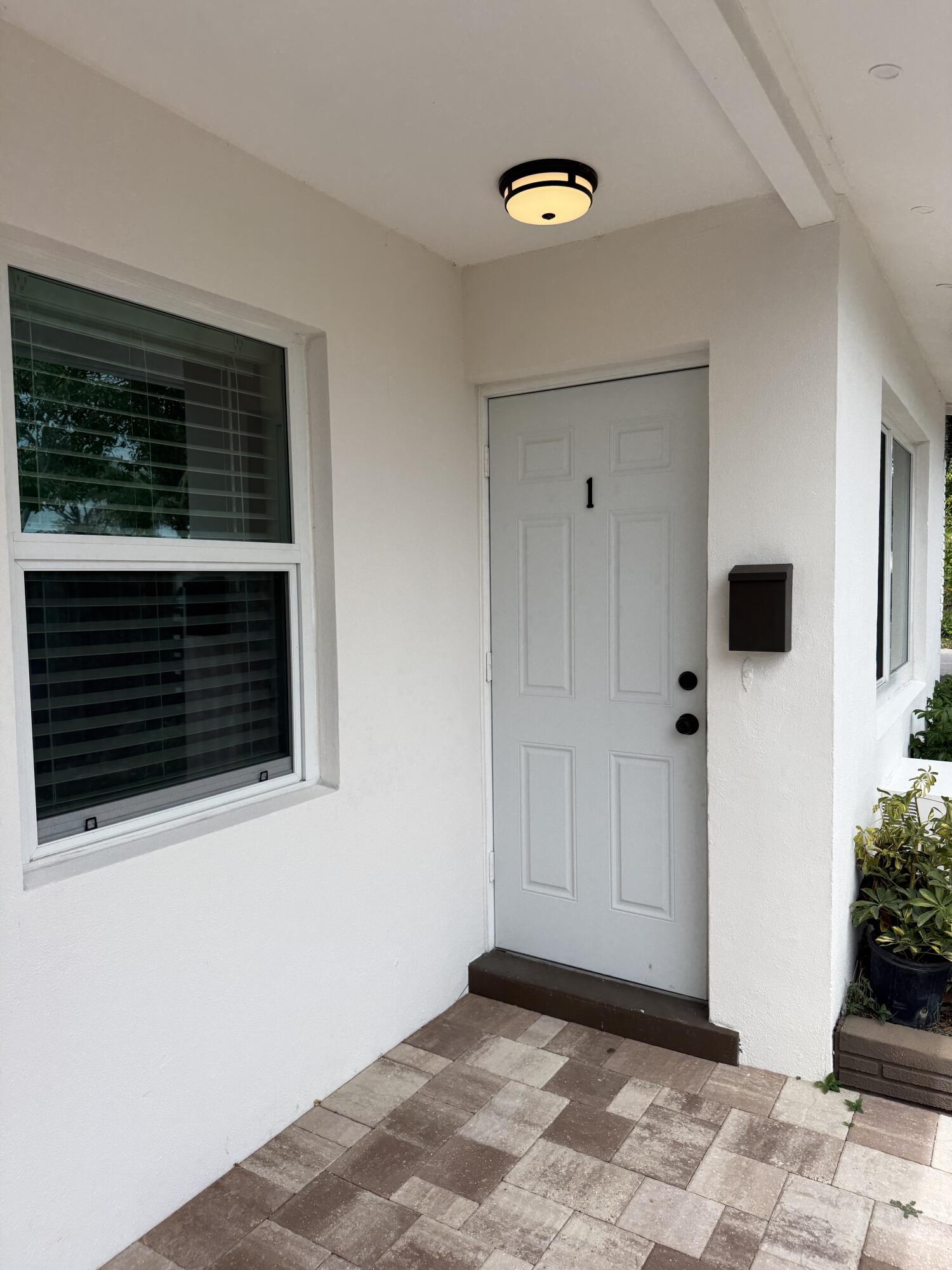PINE CREST AMENDED PLAT - Residential Lease