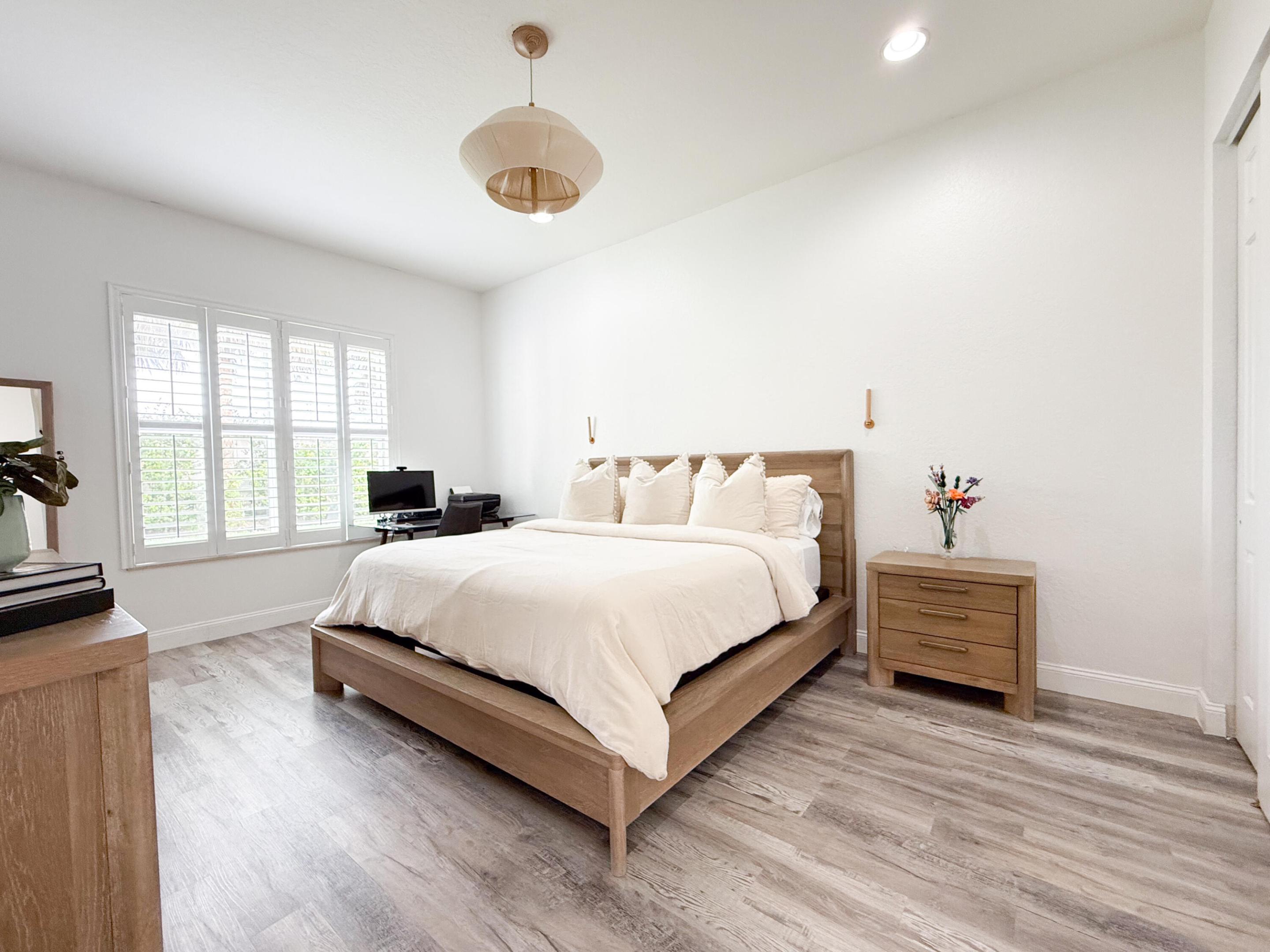 MIRABELLA AT MIRASOL PL C - Residential
