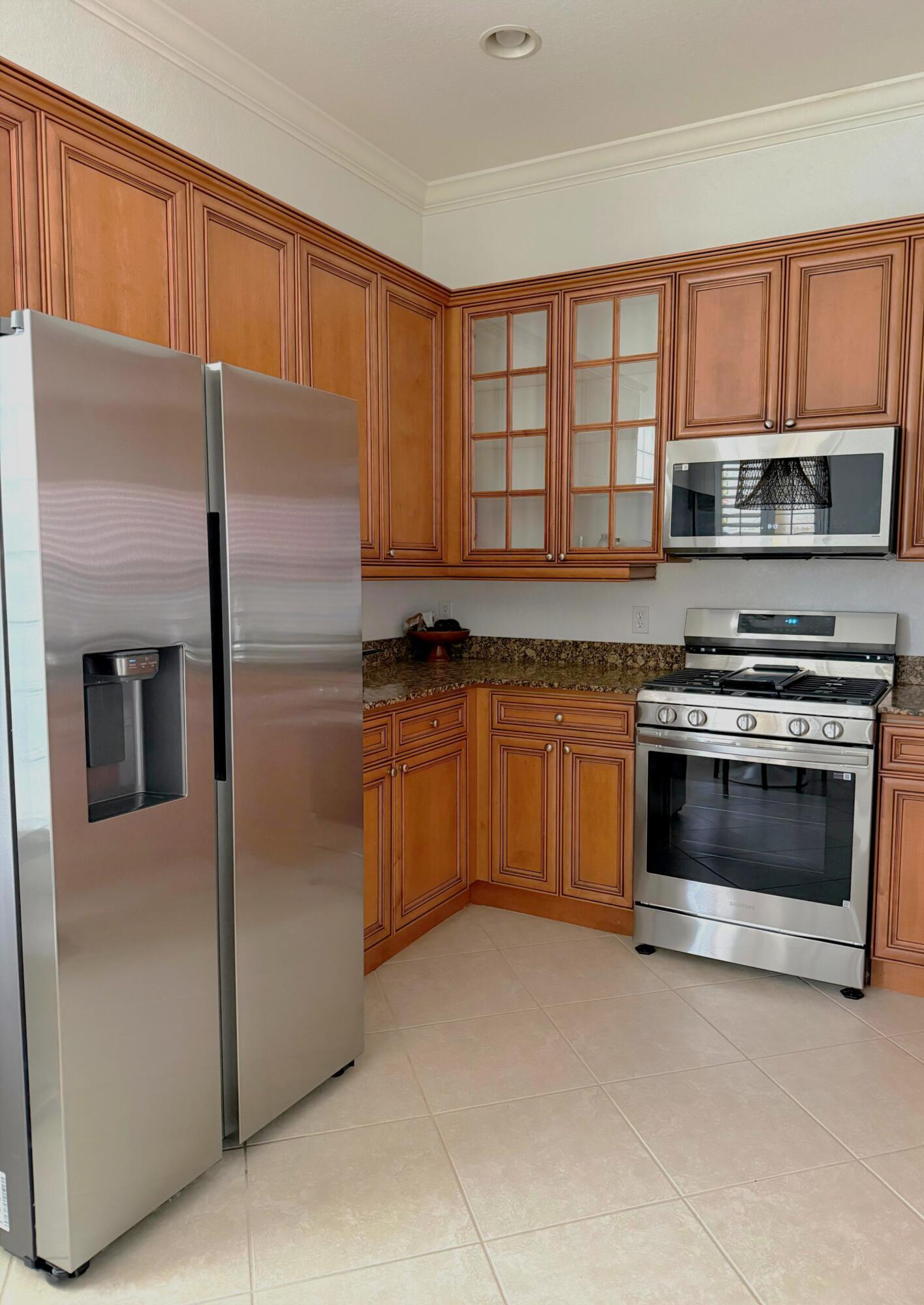 MIRABELLA AT MIRASOL PL C - Residential