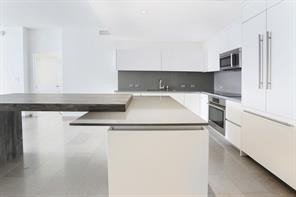 RISE CONDO - Residential