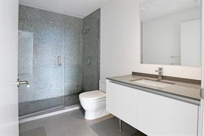 RISE CONDO - Residential