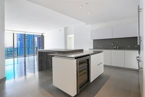 RISE CONDO - Residential
