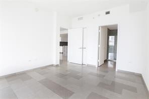 RISE CONDO - Residential
