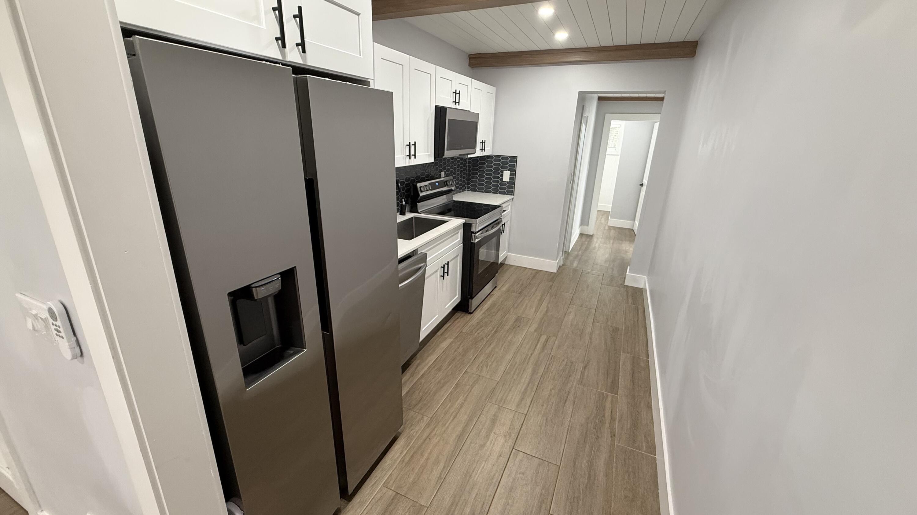 NICHOLS 1ST ADD TO DELRAY - Residential Income