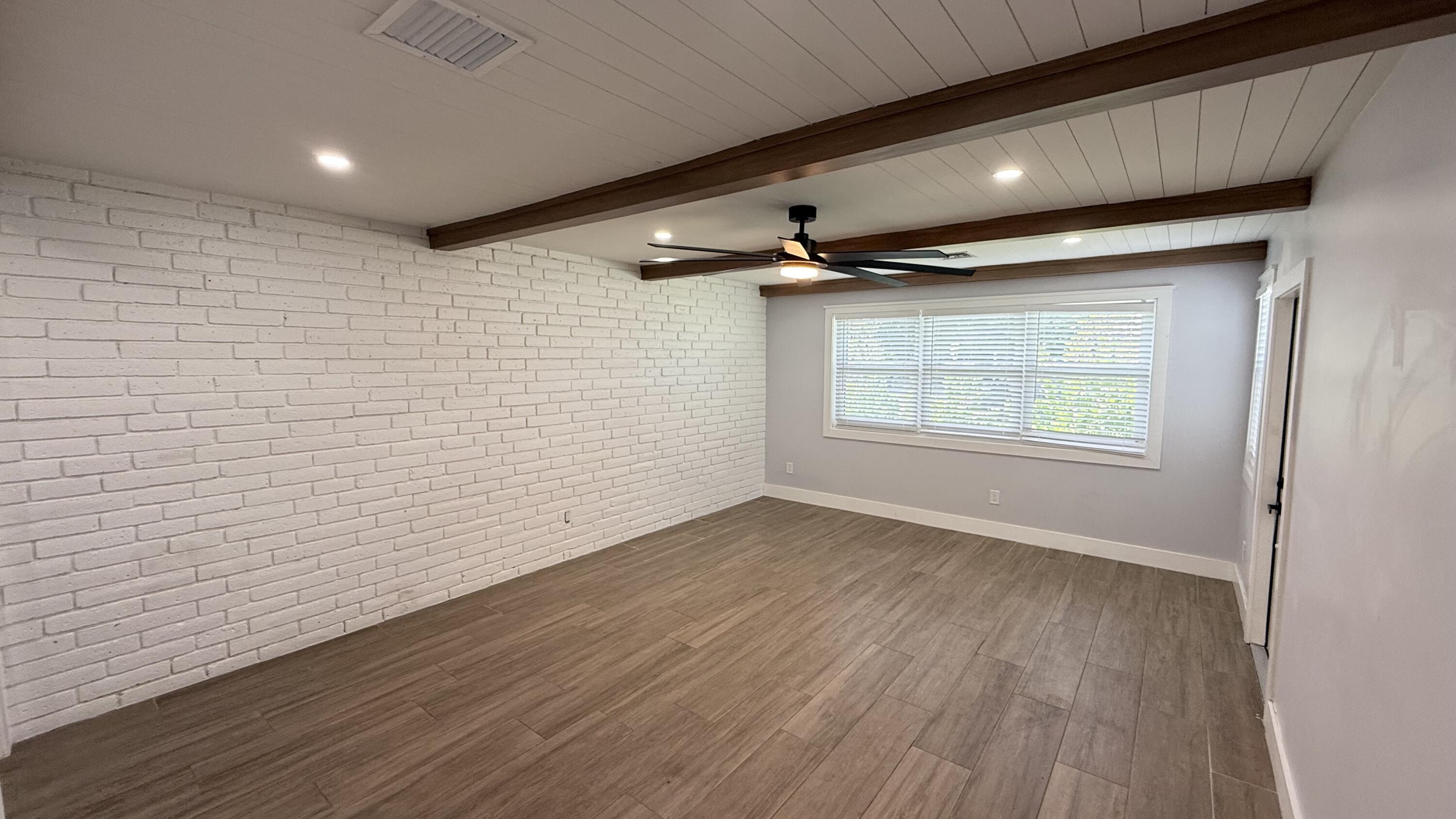 NICHOLS 1ST ADD TO DELRAY - Residential Income