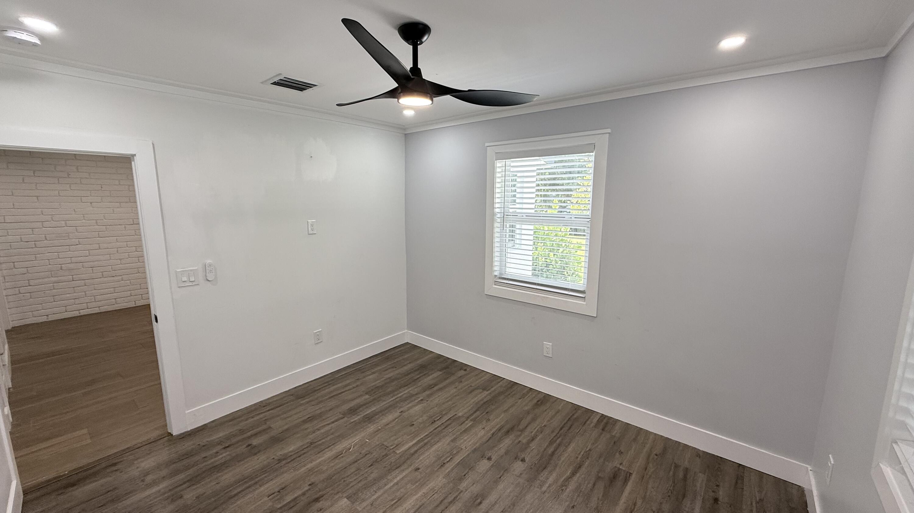 NICHOLS 1ST ADD TO DELRAY - Residential Income