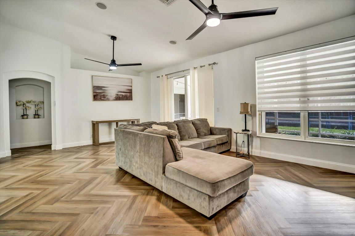 CRESTWOOD UNIT 3 PL 3 - Residential