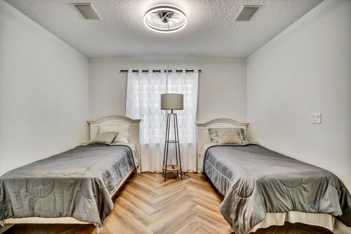 CRESTWOOD UNIT 3 PL 3 - Residential