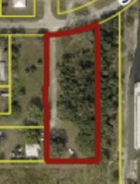 Okeechobee City- 1.36 acre lot conveniently located within city limits and currently zoned residential.  Buyer to conduct their own due diligence with the city regarding zoning, permitted uses, and development possibilities.