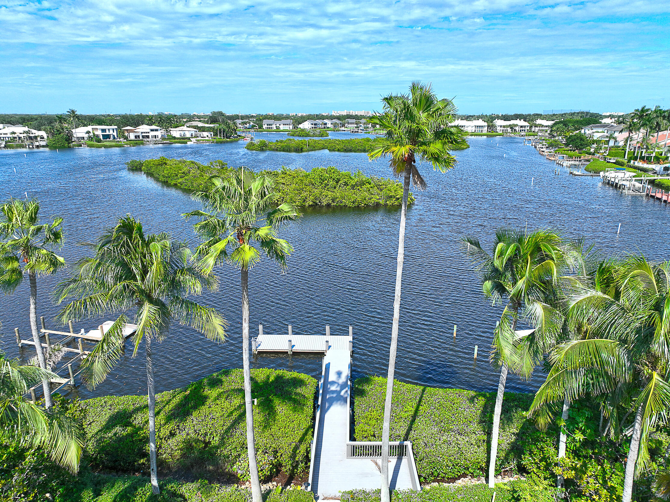 Admirals Cove - Residential