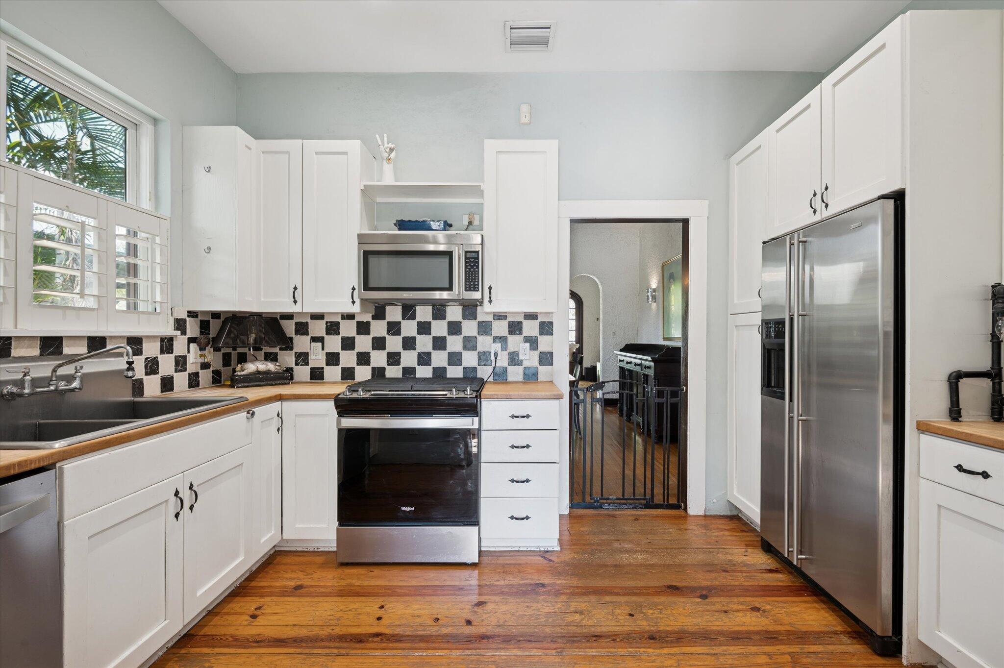 RIO VISTA C J HECTORS RESUB - Residential