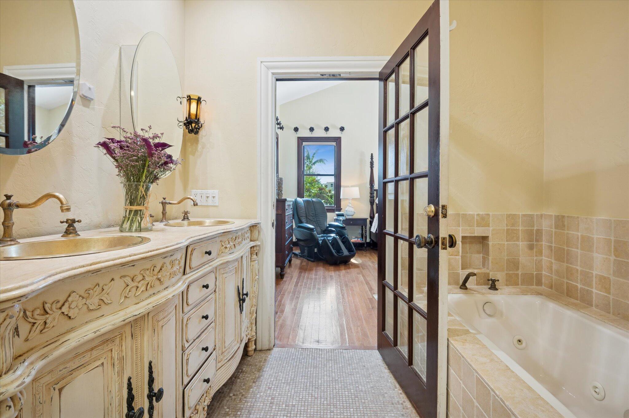 RIO VISTA C J HECTORS RESUB - Residential