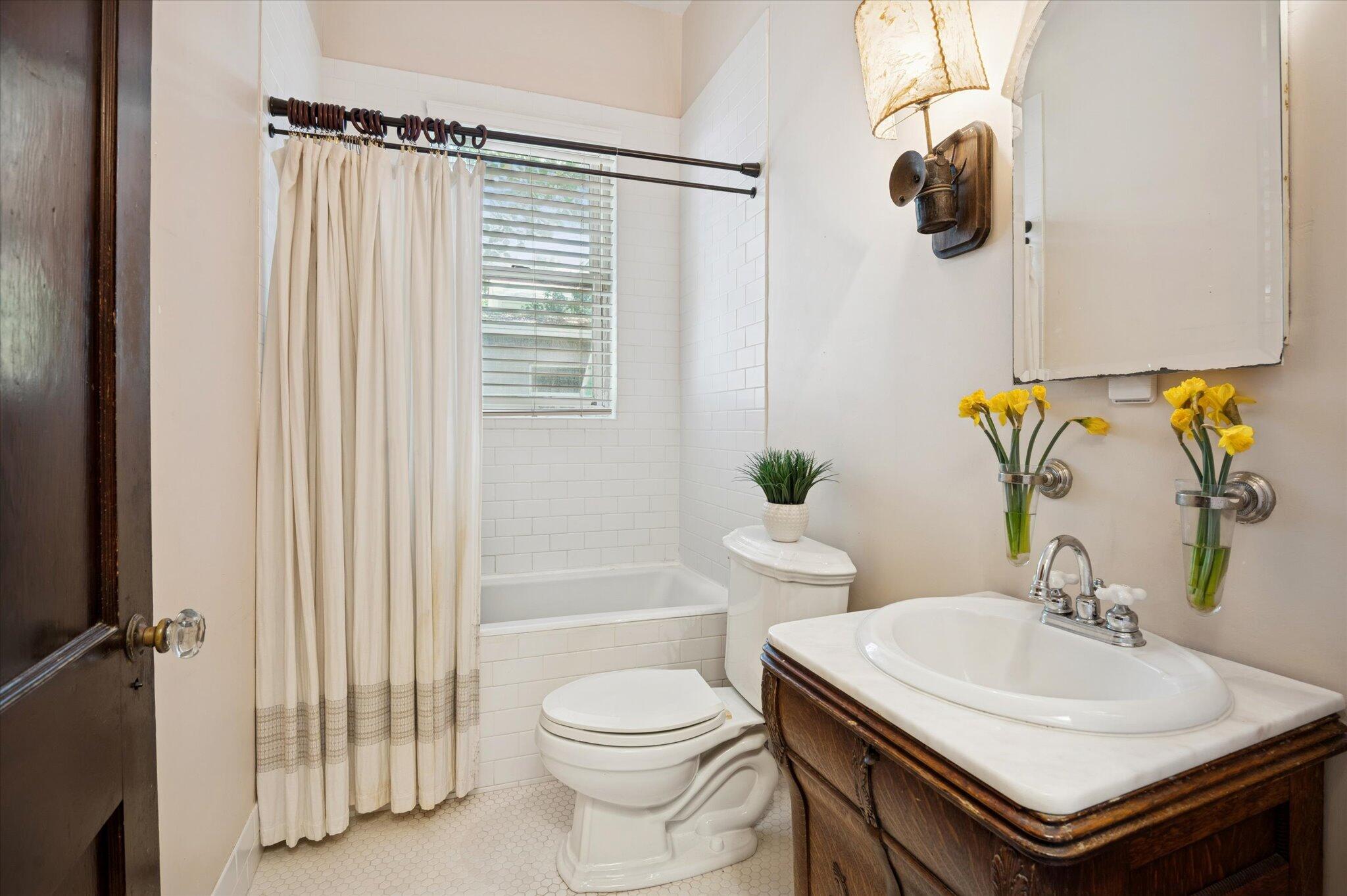 RIO VISTA C J HECTORS RESUB - Residential