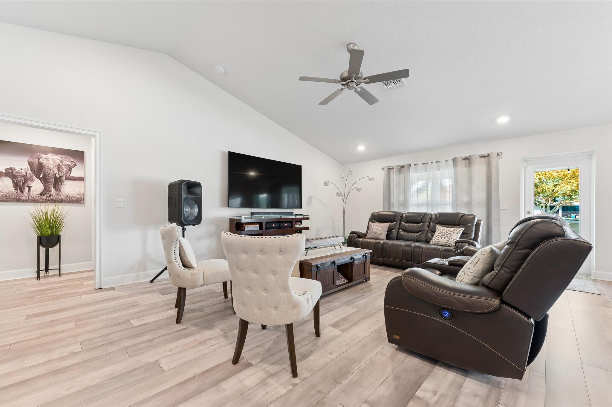 PORT ST LUCIE-SECTION 11 - Residential