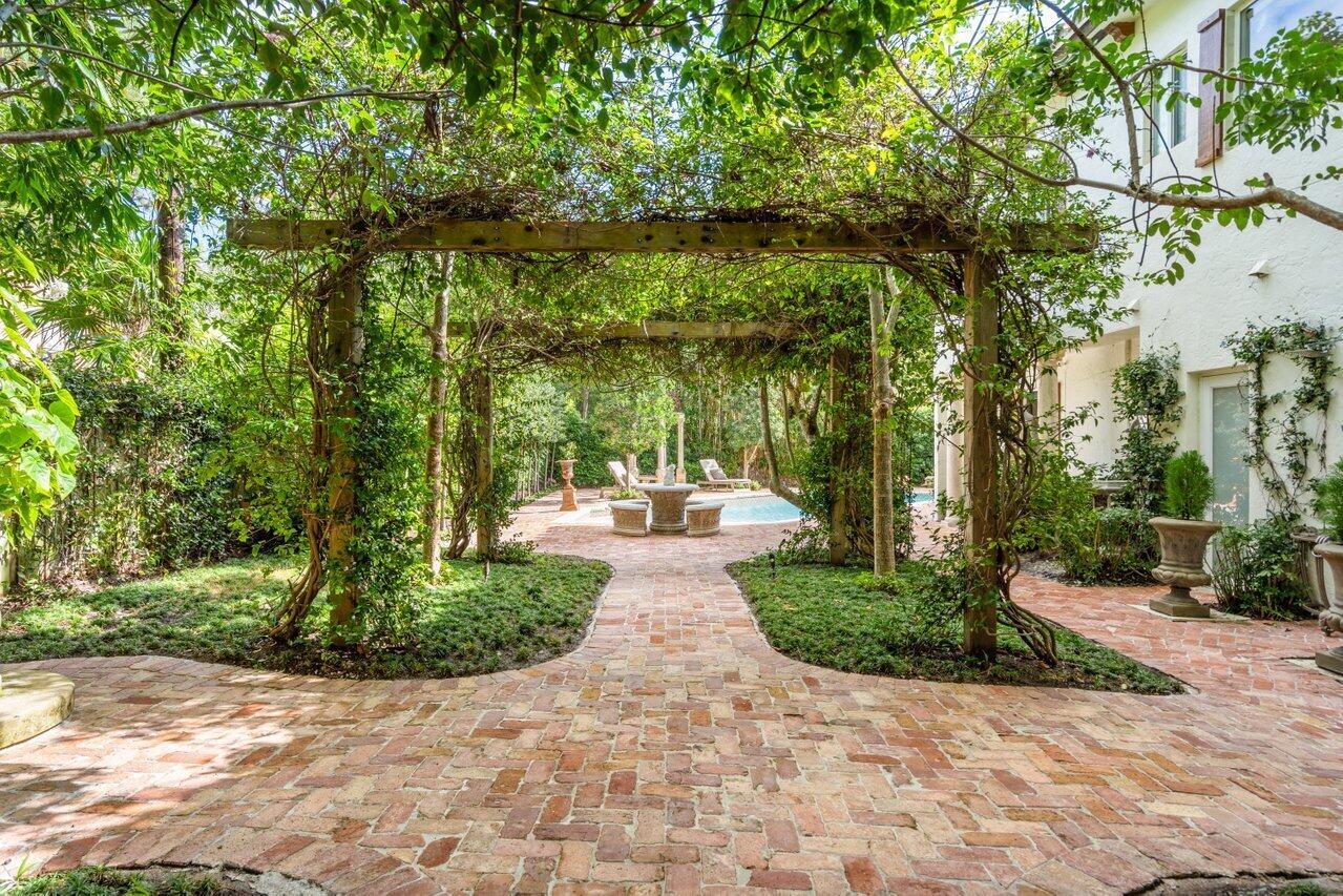 OLD FLORESTA - Residential