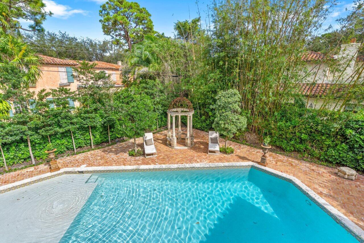 OLD FLORESTA - Residential