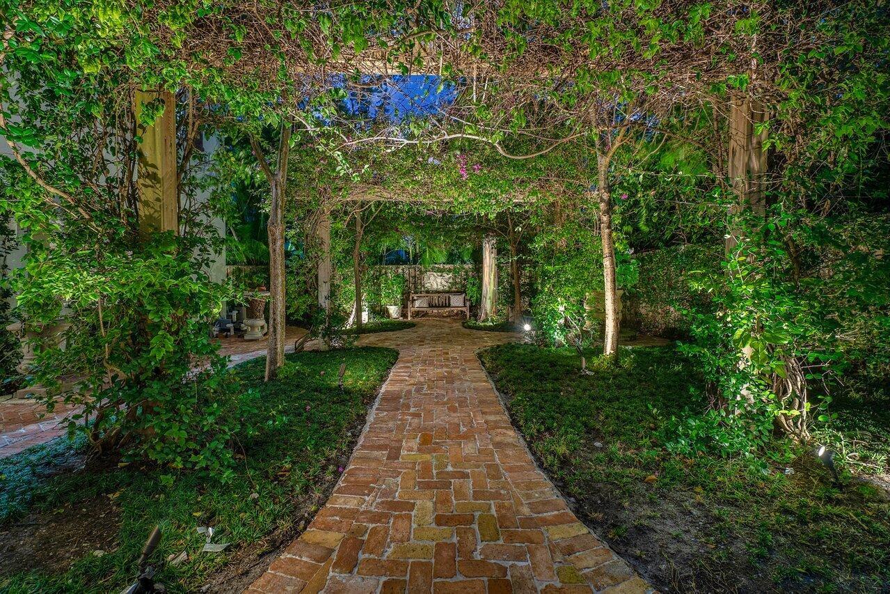OLD FLORESTA - Residential