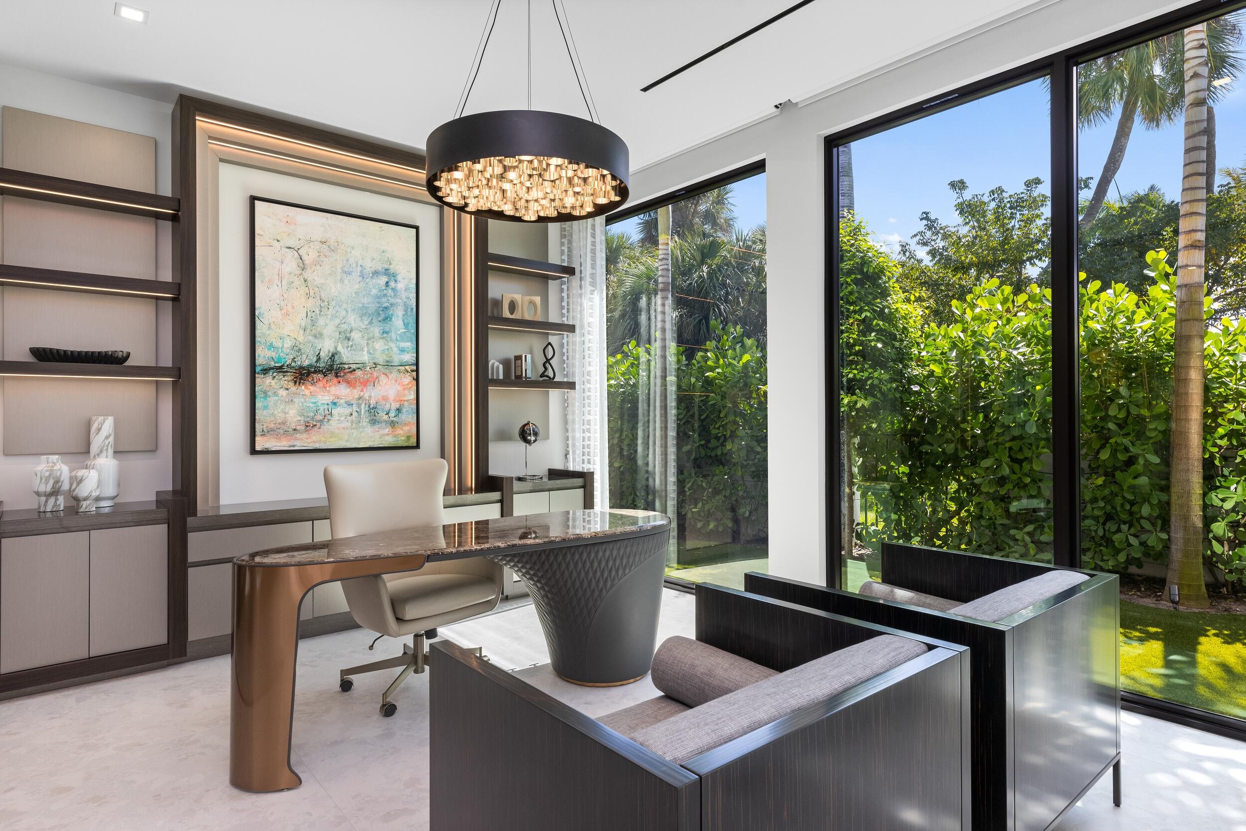 ROYAL PALM YACHT & COUNTRY CLUB - Residential