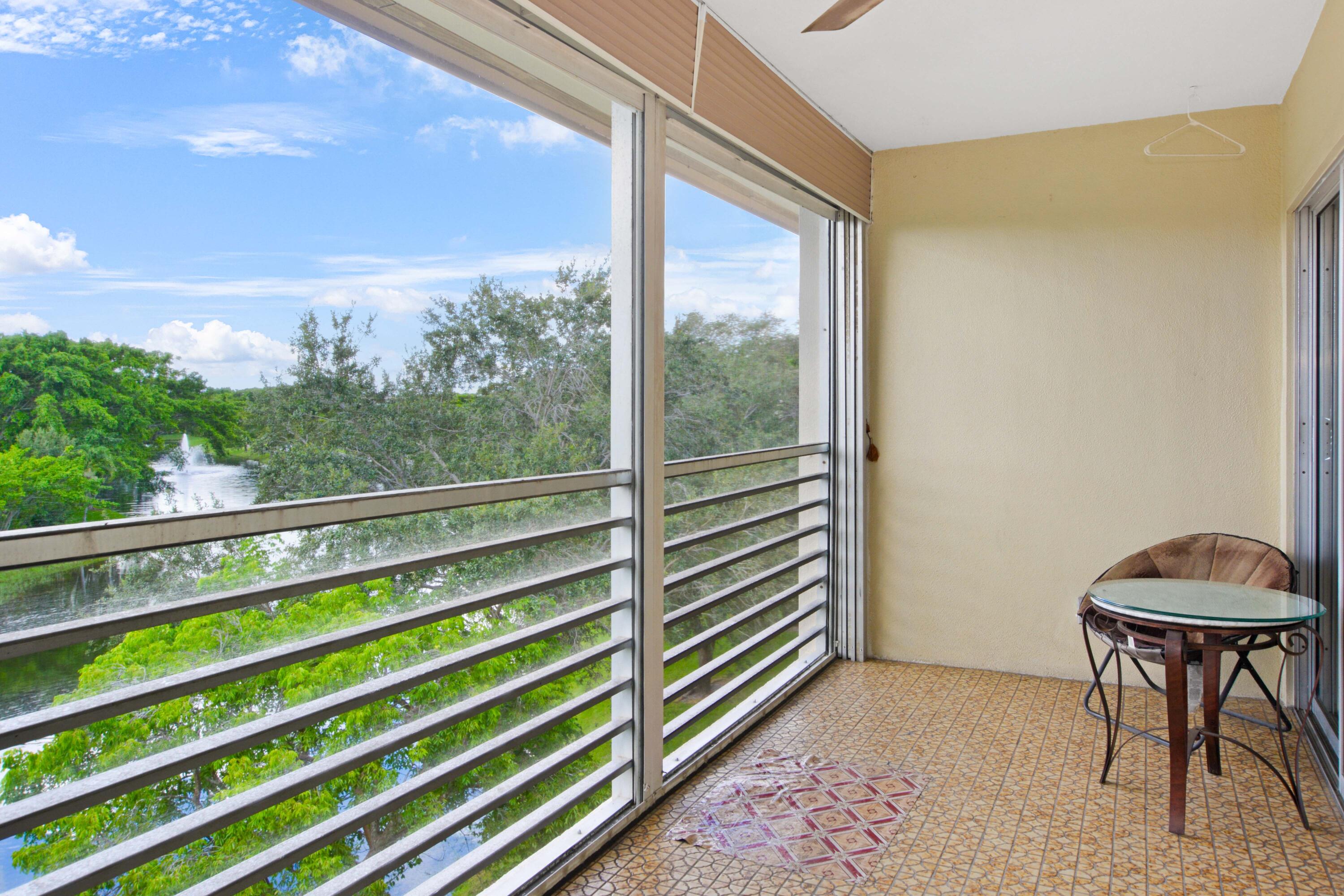 LUCAYA VILLAGE 2-E CONDO - Residential Lease