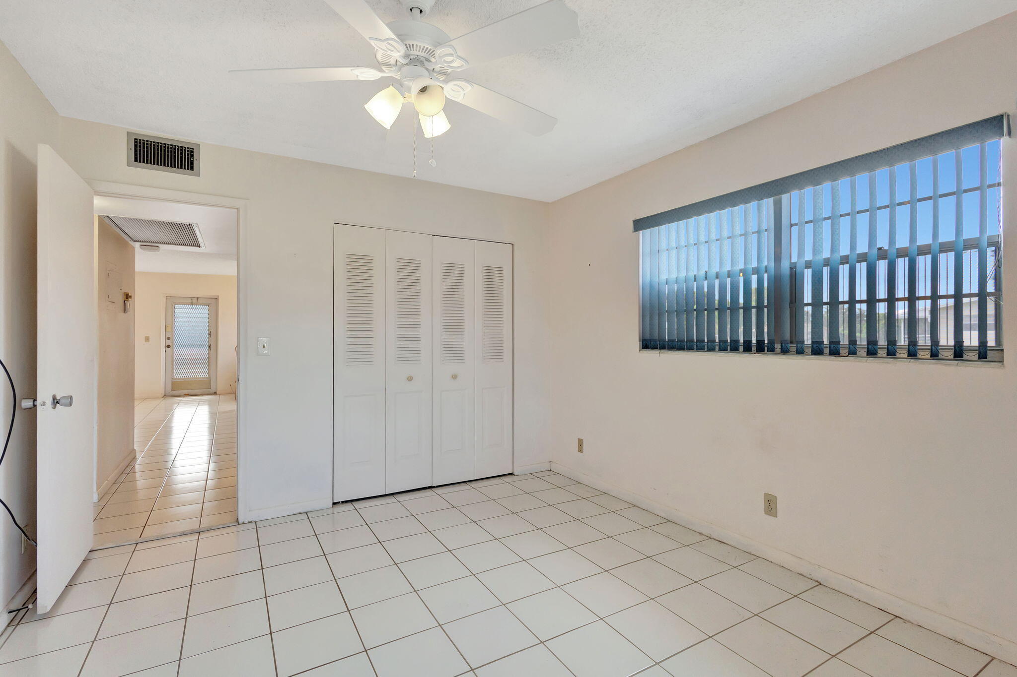 SHEFFIELD CONDOS A TO Q - Residential Lease
