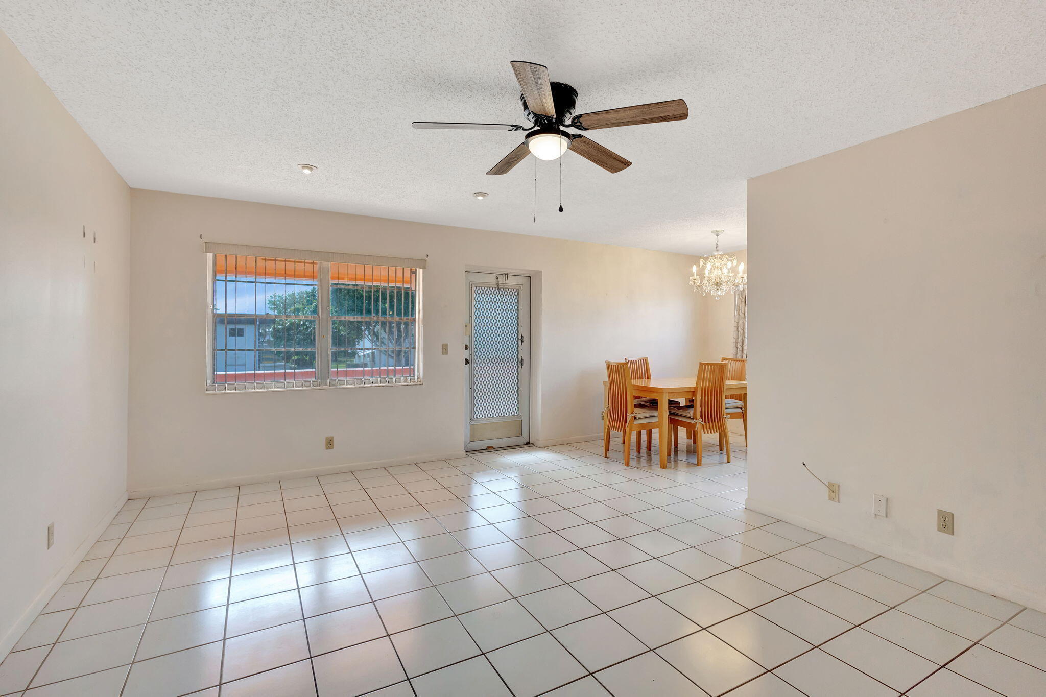 SHEFFIELD CONDOS A TO Q - Residential Lease
