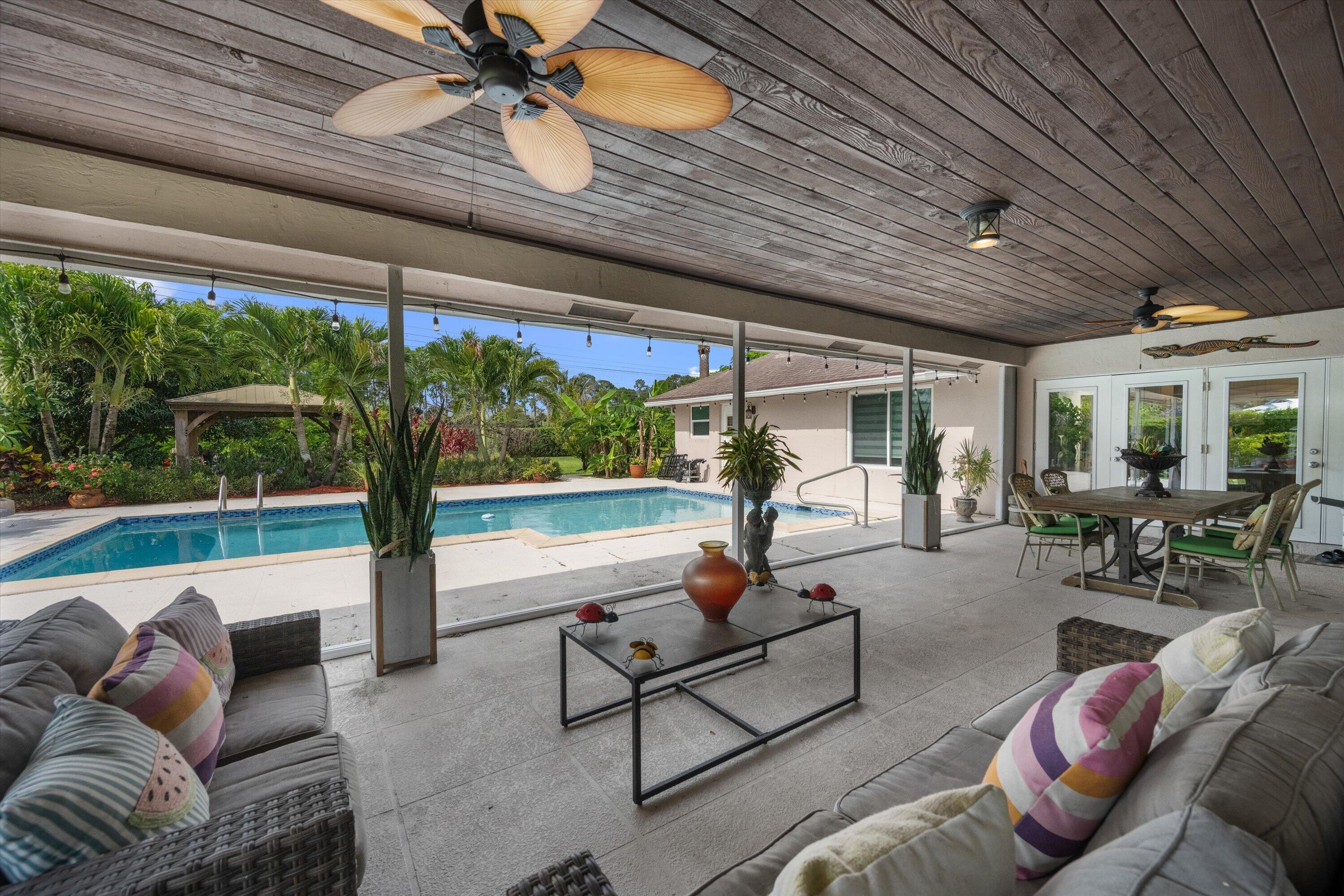 PINEWOOD OF WELLINGTON - Residential