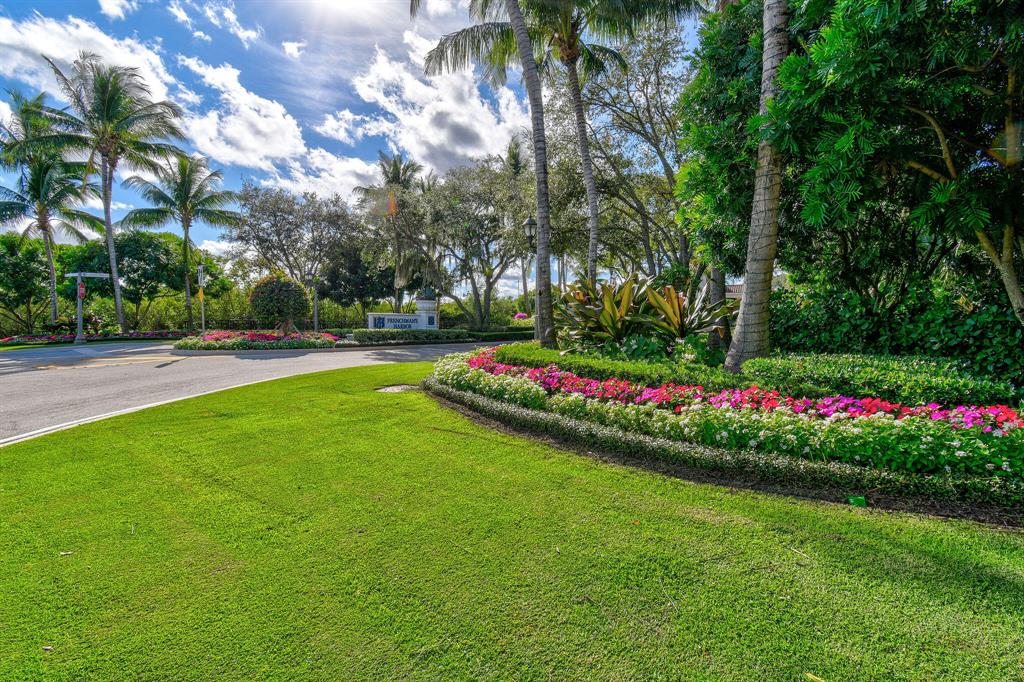 CARRIAGE HOMES AT FRENCHMANS HARBOR CONDO - Residential