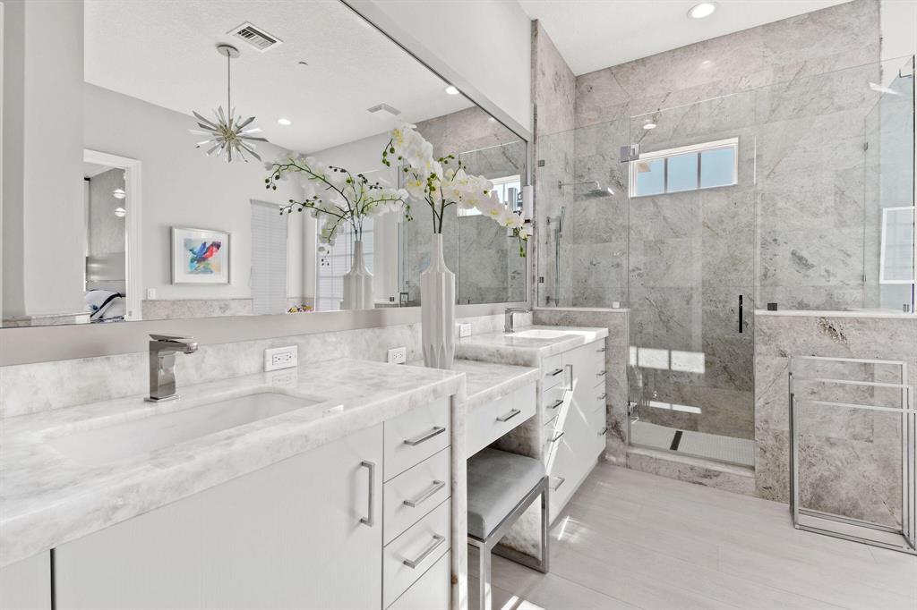 CARRIAGE HOMES AT FRENCHMANS HARBOR CONDO - Residential