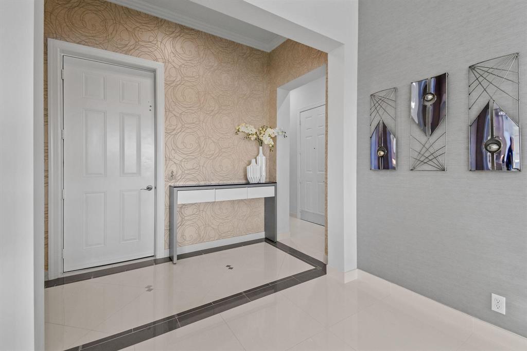 CARRIAGE HOMES AT FRENCHMANS HARBOR CONDO - Residential