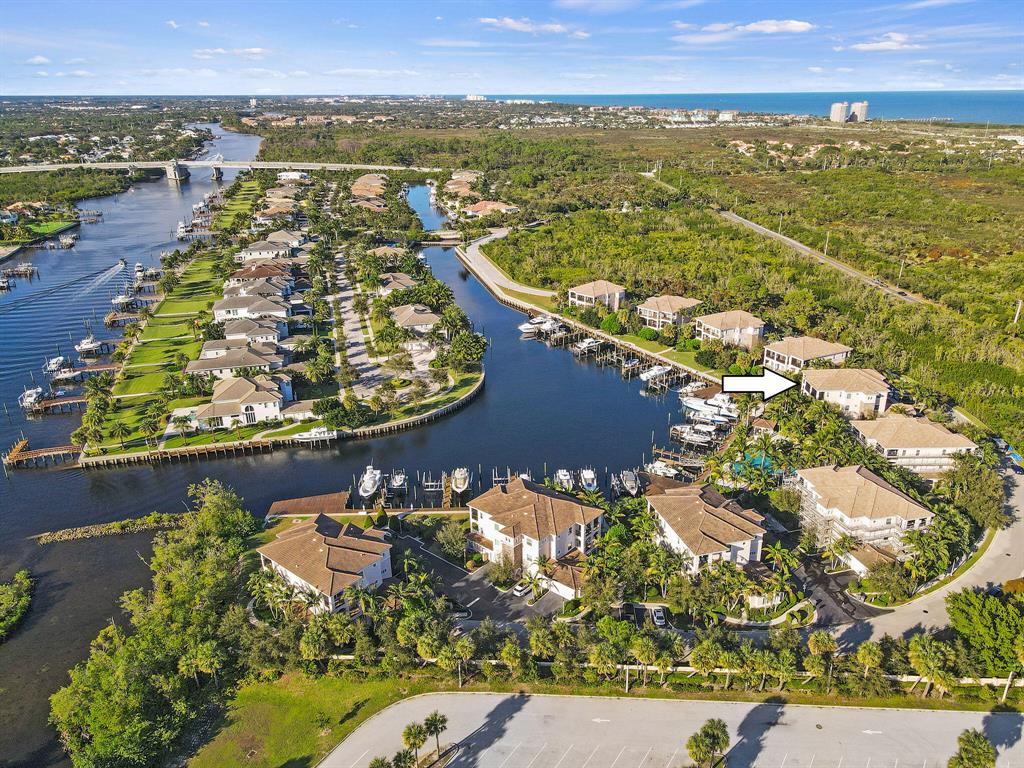 CARRIAGE HOMES AT FRENCHMANS HARBOR CONDO - Residential
