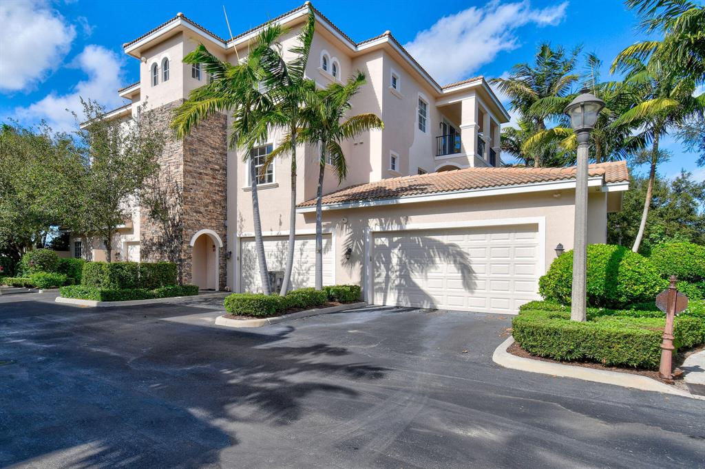 CARRIAGE HOMES AT FRENCHMANS HARBOR CONDO - Residential