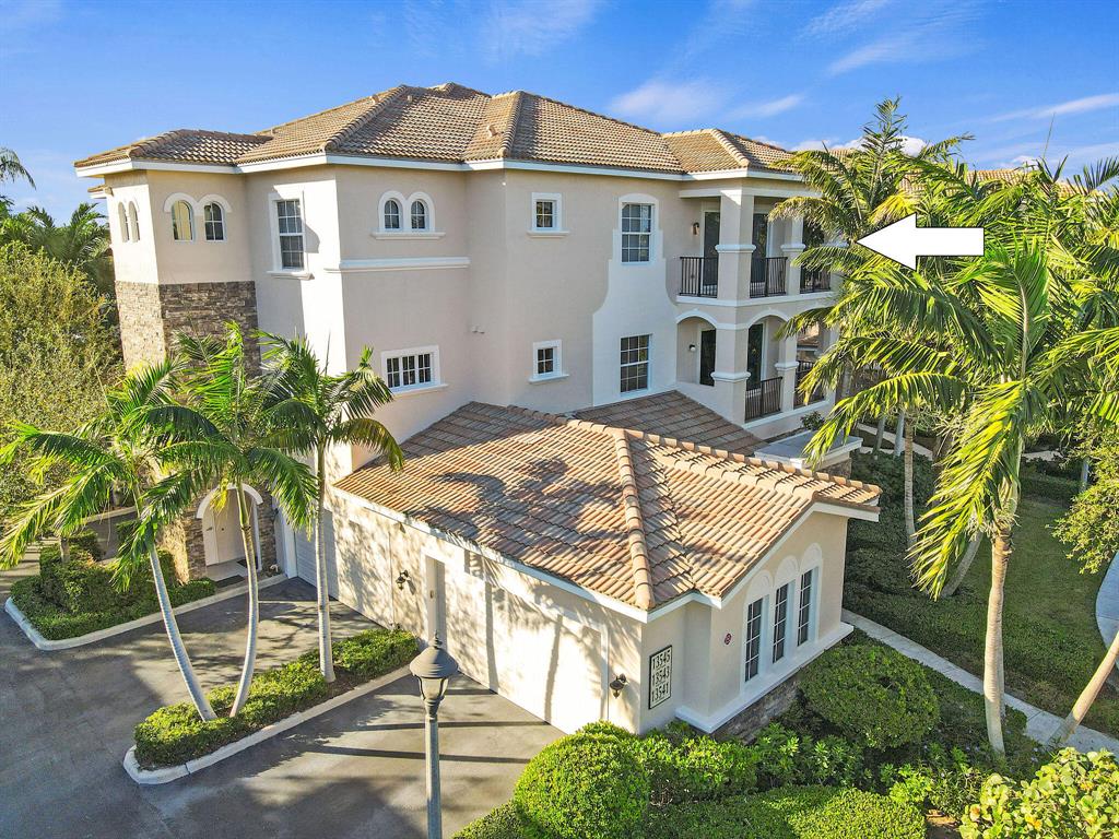 CARRIAGE HOMES AT FRENCHMANS HARBOR CONDO - Residential