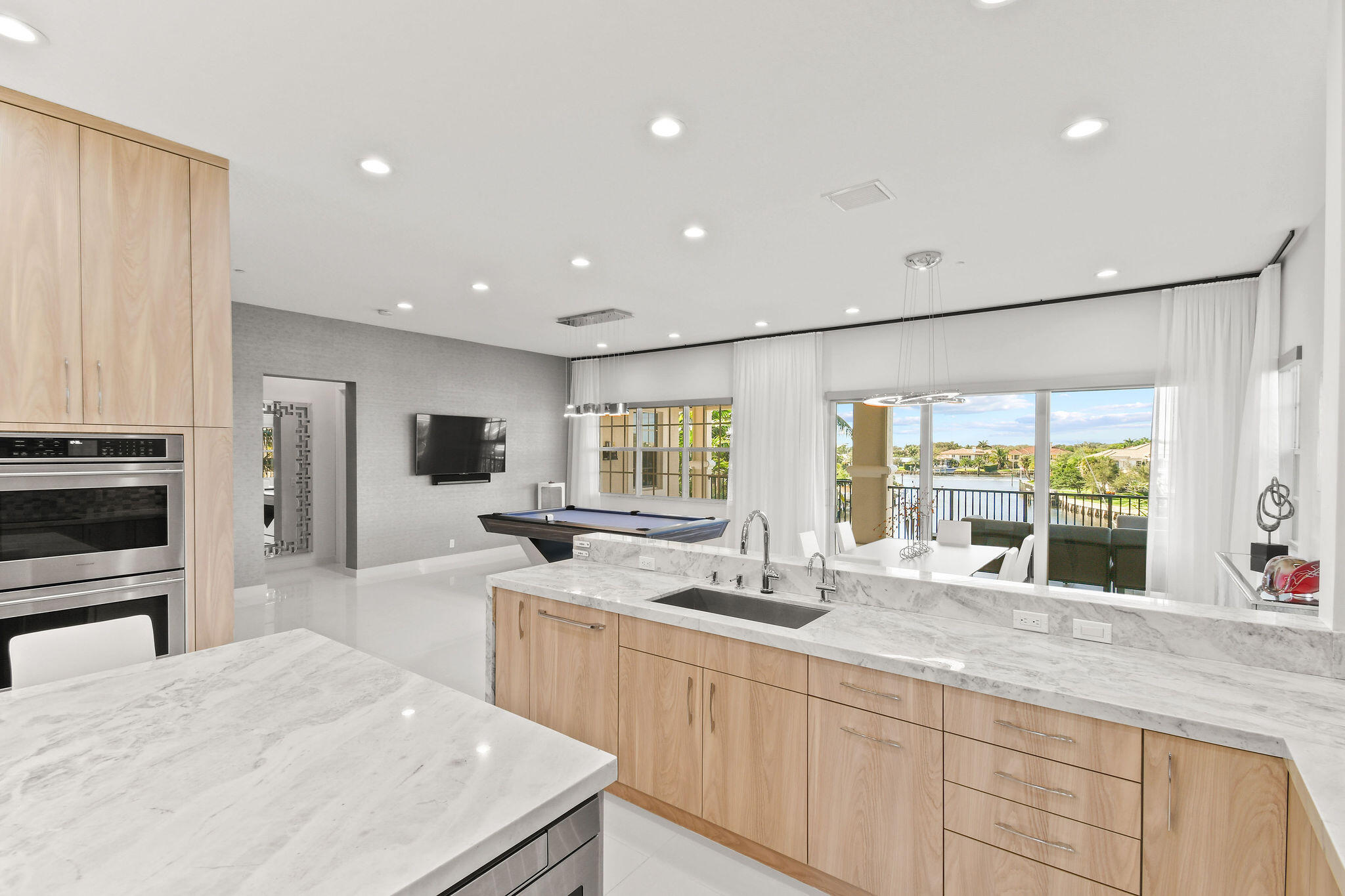 CARRIAGE HOMES AT FRENCHMANS HARBOR CONDO - Residential