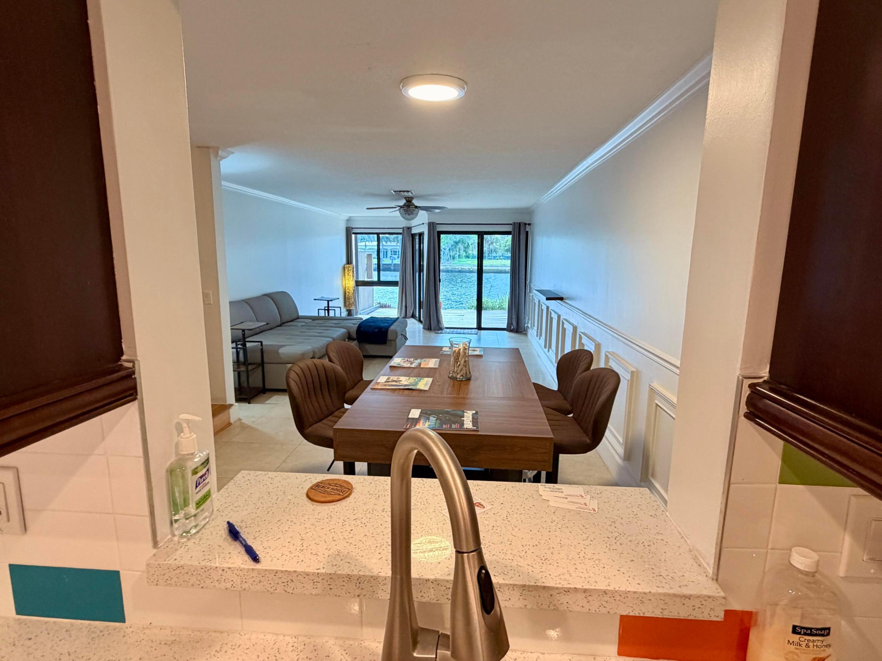 LAKESIDE - Residential